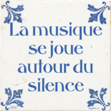 La musique se joue autour du silence - 13 keer bekeken